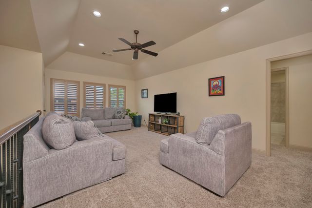 9144 Parson Drive, Lantana, TX 76226