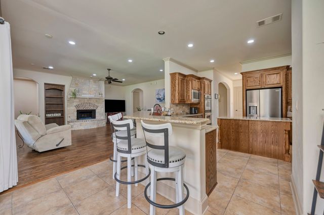 9144 Parson Drive, Lantana, TX 76226