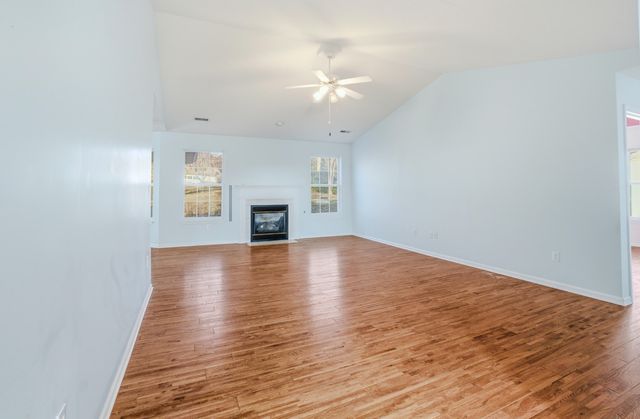 4217 LANGHAM DR, Columbia, MO 65202