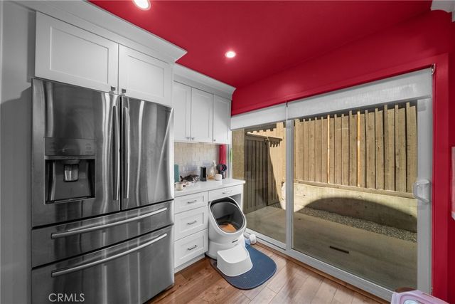 612 Wilcox Avenue, Los Angeles, CA 90004