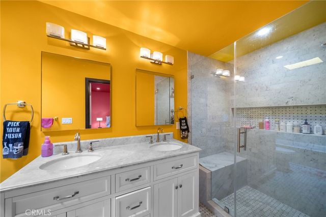 612 Wilcox Avenue, Los Angeles, CA 90004