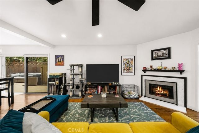 612 Wilcox Avenue, Los Angeles, CA 90004