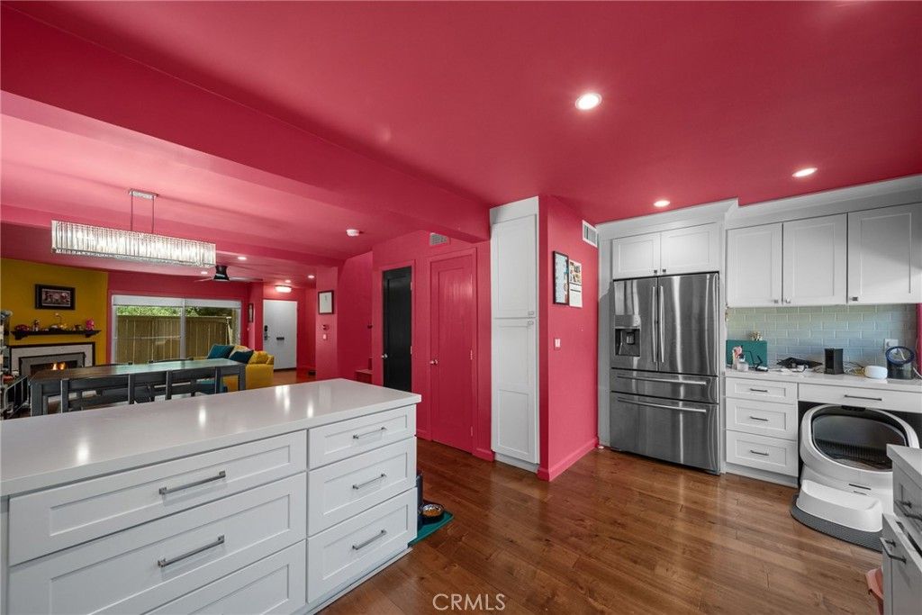 Image 23 of property listing at 612 Wilcox Avenue, Los Angeles, CA 90004