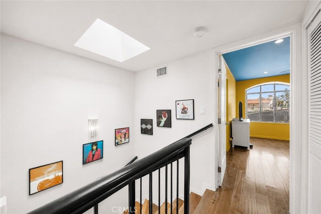 Image 28 of property listing at 612 Wilcox Avenue, Los Angeles, CA 90004