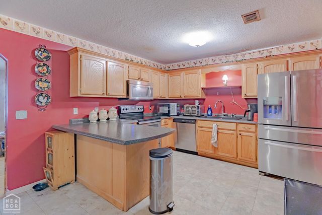 1302 Walker Street, Paragould, AR 72450