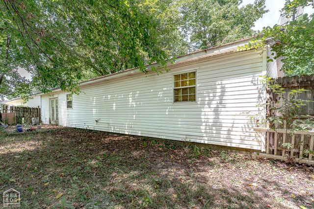 1302 Walker Street, Paragould, AR 72450
