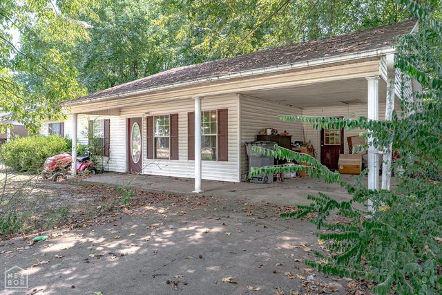 1302 Walker Street, Paragould, AR 72450