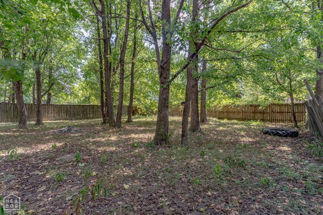 1302 Walker Street, Paragould, AR 72450