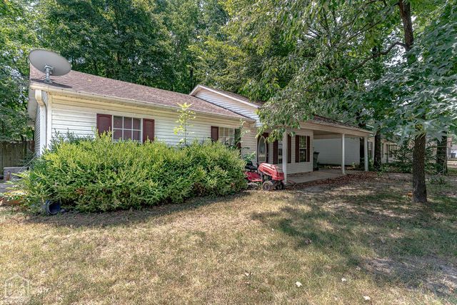 1302 Walker Street, Paragould, AR 72450