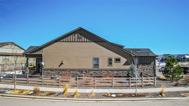 7977 Gore Creek Lane, Littleton, CO 80125