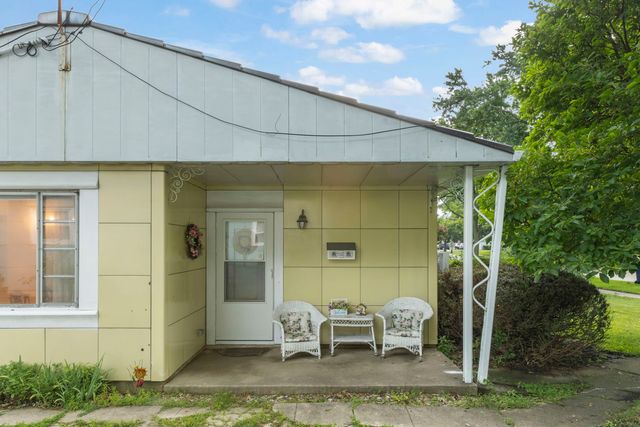 836 E Division Street, Lombard, IL 60148