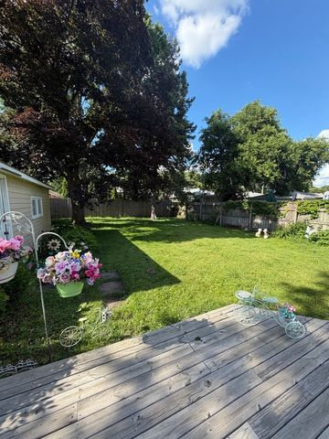 836 E Division Street, Lombard, IL 60148