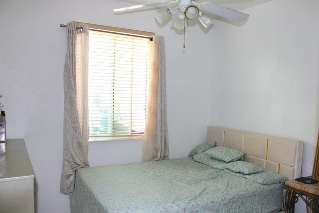 3940 Podocarpus Dr, Ceres, CA 95307