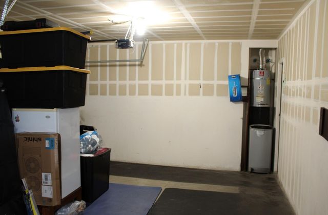 3940 Podocarpus Dr, Ceres, CA 95307