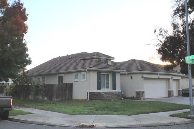 3940 Podocarpus Dr, Ceres, CA 95307