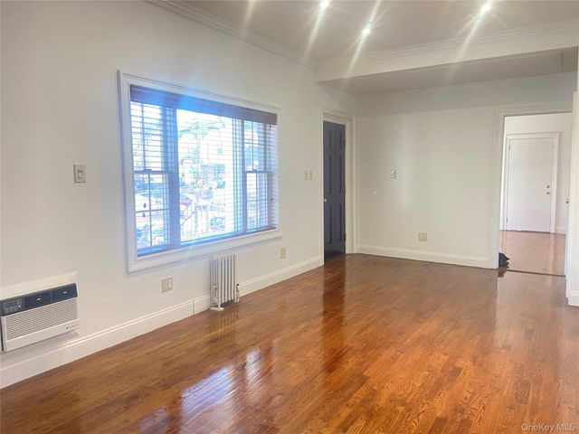84-80 161 Street 1, Jamaica, NY 11432