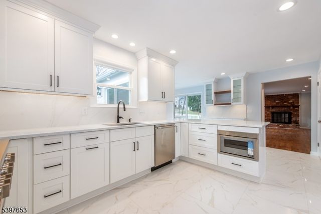 267 Washington Valley Rd, Randolph Twp., NJ 07869