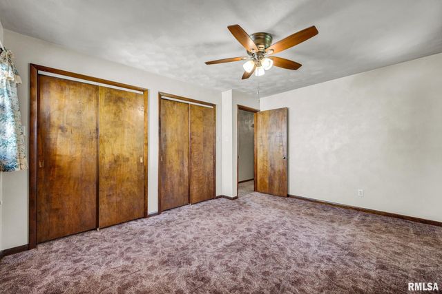 2008 LIGHTER Street, Pekin, IL 61554