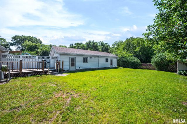 2008 LIGHTER Street, Pekin, IL 61554