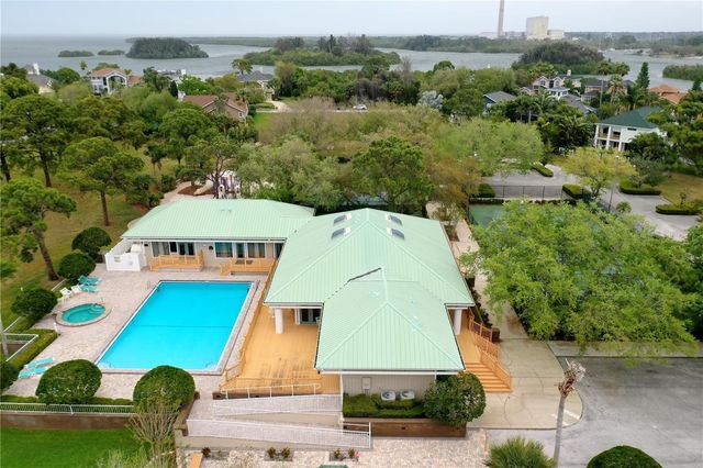 2008 N POINTE ALEXIS DRIVE, Tarpon Springs, FL 34689