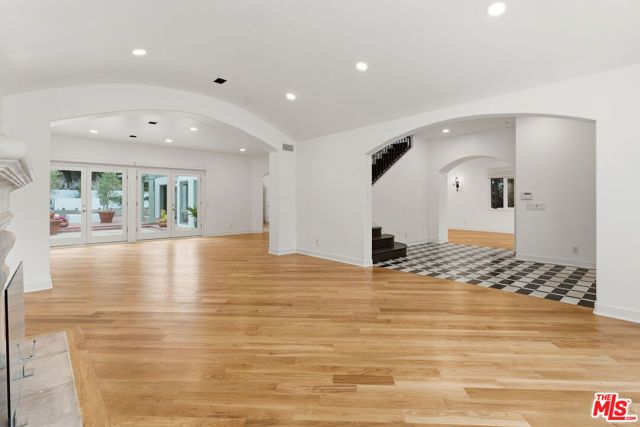 1200 N Doheny Drive, Los Angeles, CA 90069