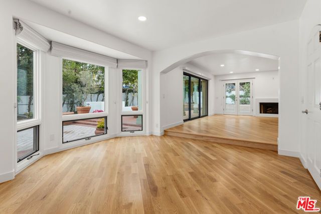 1200 N Doheny Drive, Los Angeles, CA 90069