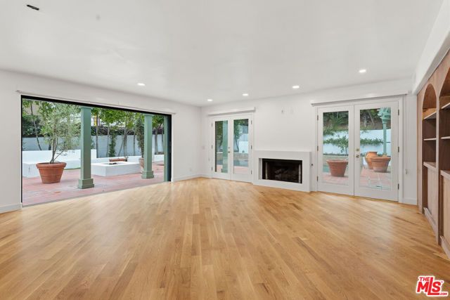 1200 N Doheny Drive, Los Angeles, CA 90069