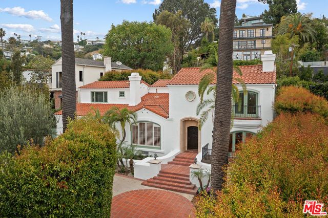1200 N Doheny Drive, Los Angeles, CA 90069