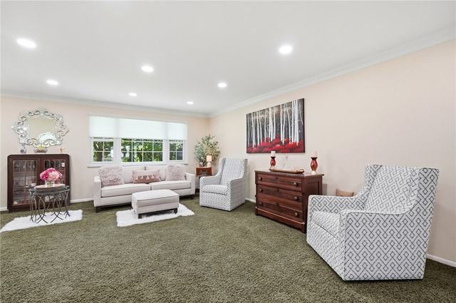 271 Edgebrook Drive, Centerville, OH 45459