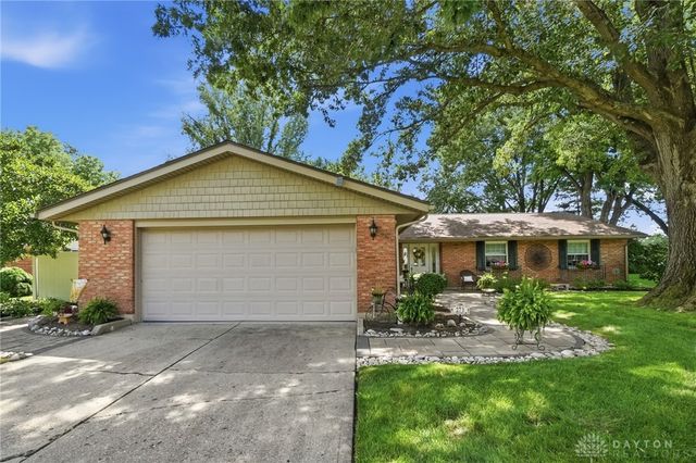 271 Edgebrook Drive, Centerville, OH 45459