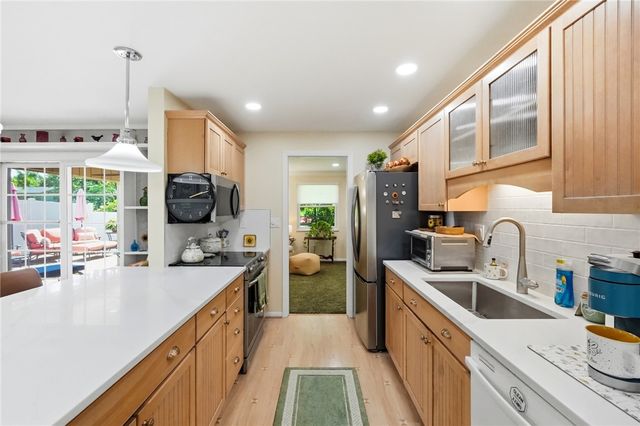 271 Edgebrook Drive, Centerville, OH 45459