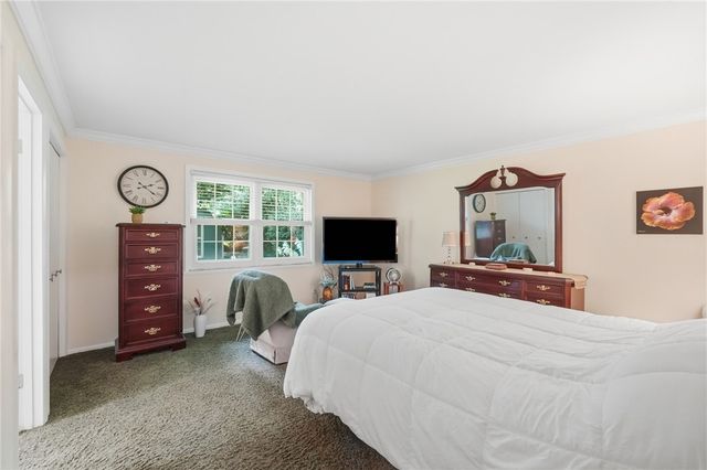 271 Edgebrook Drive, Centerville, OH 45459
