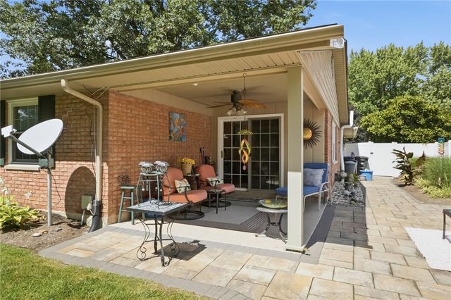 271 Edgebrook Drive, Centerville, OH 45459