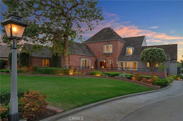 4275 Country Club Drive, Long Beach, CA 90807