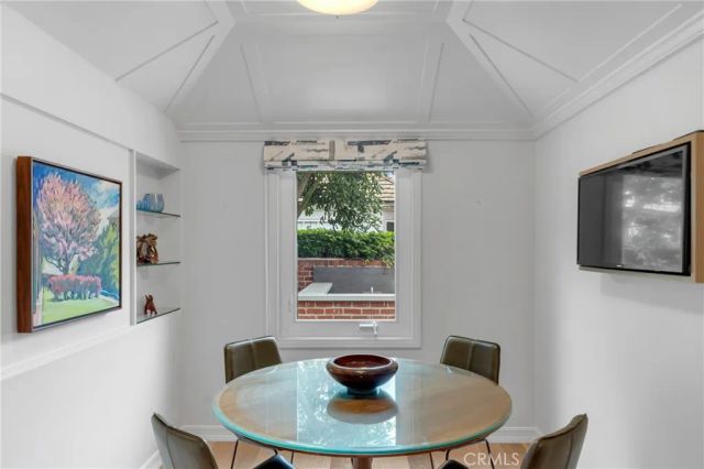 4275 Country Club Drive, Long Beach, CA 90807