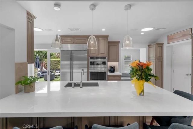 4275 Country Club Drive, Long Beach, CA 90807