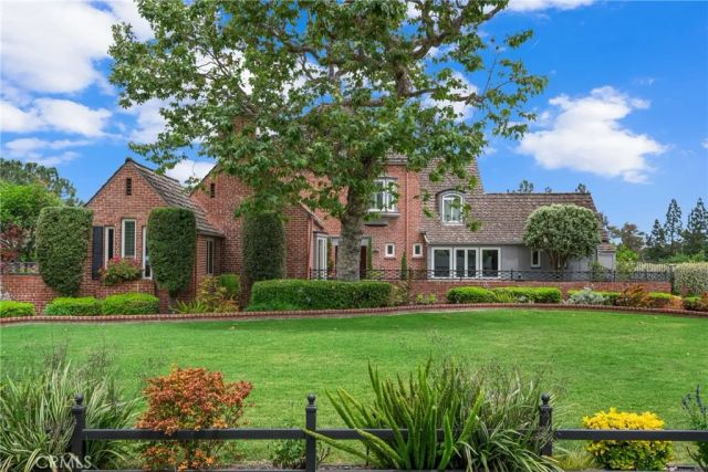 4275 Country Club Drive, Long Beach, CA 90807