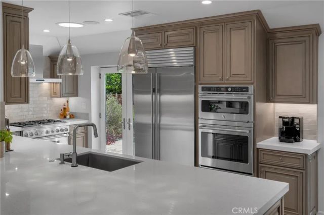 4275 Country Club Drive, Long Beach, CA 90807