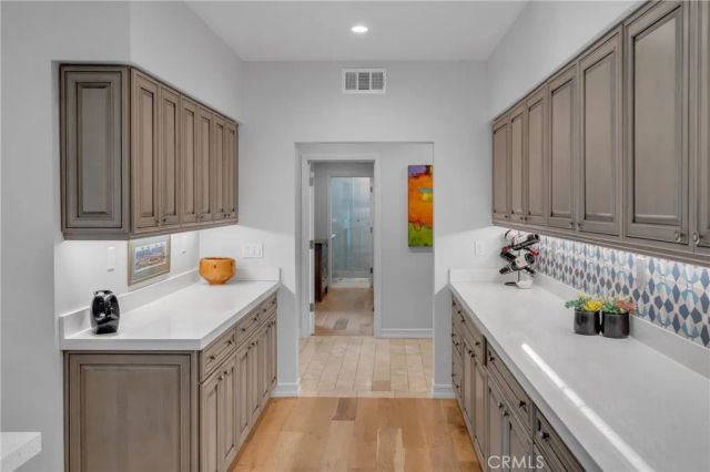 4275 Country Club Drive, Long Beach, CA 90807