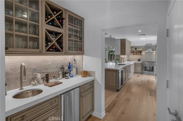 4275 Country Club Drive, Long Beach, CA 90807