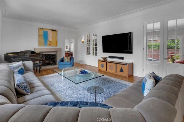 4275 Country Club Drive, Long Beach, CA 90807