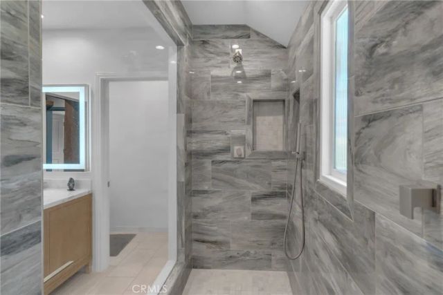 4275 Country Club Drive, Long Beach, CA 90807