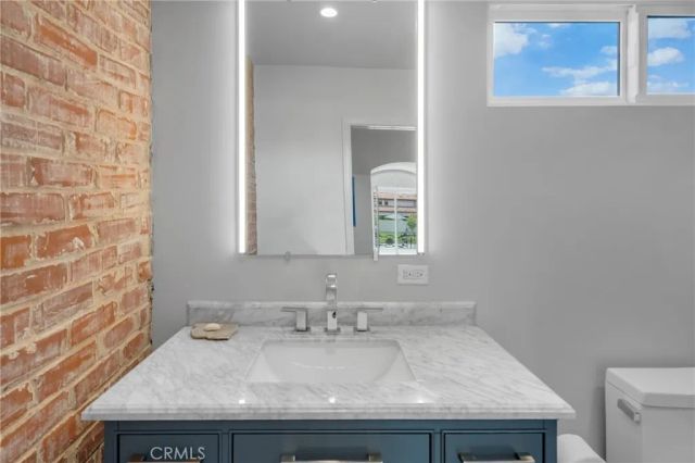 4275 Country Club Drive, Long Beach, CA 90807