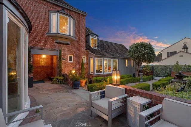 4275 Country Club Drive, Long Beach, CA 90807