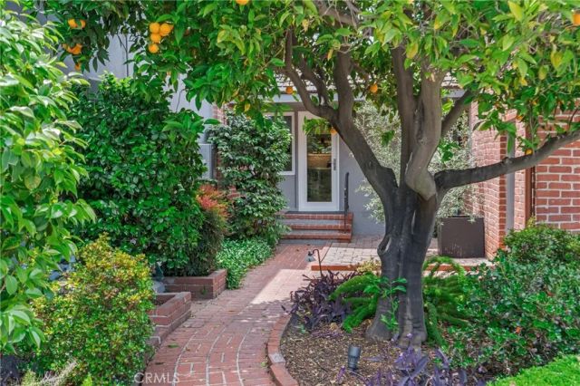 4275 Country Club Drive, Long Beach, CA 90807