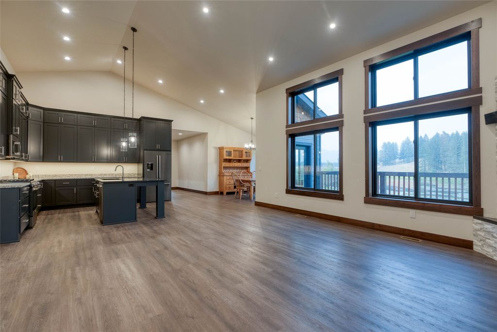 29 Bear Paw Loop, Bigfork, MT 59911 photo 32