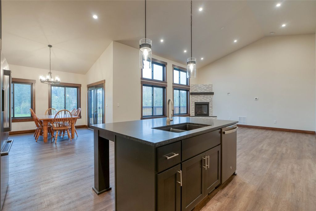 29 Bear Paw Loop, Bigfork, MT 59911 photo 6