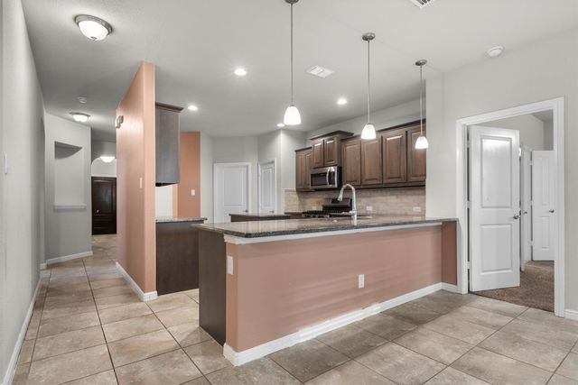 1613 Canary Lane, Argyle, TX 76226