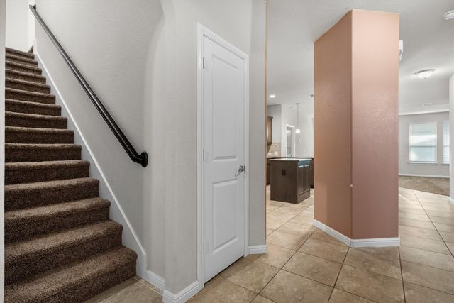 1613 Canary Lane, Argyle, TX 76226