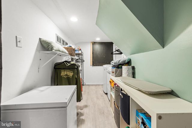2420 WYNNEFIELD DR, Havertown, PA 19083